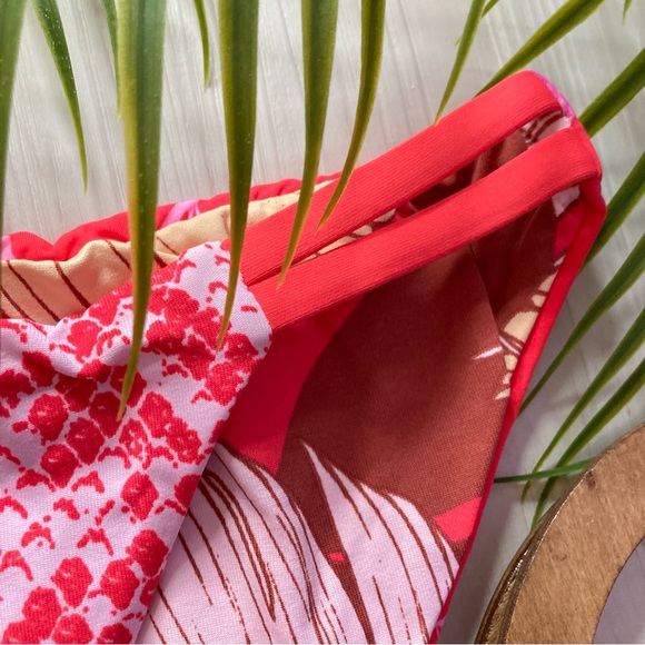 MAAJI πΊ Cherry Blossom Floral Tropical Tab Side Bikini Bottoms ποΈβ±οΈ - Picture 3 of 9